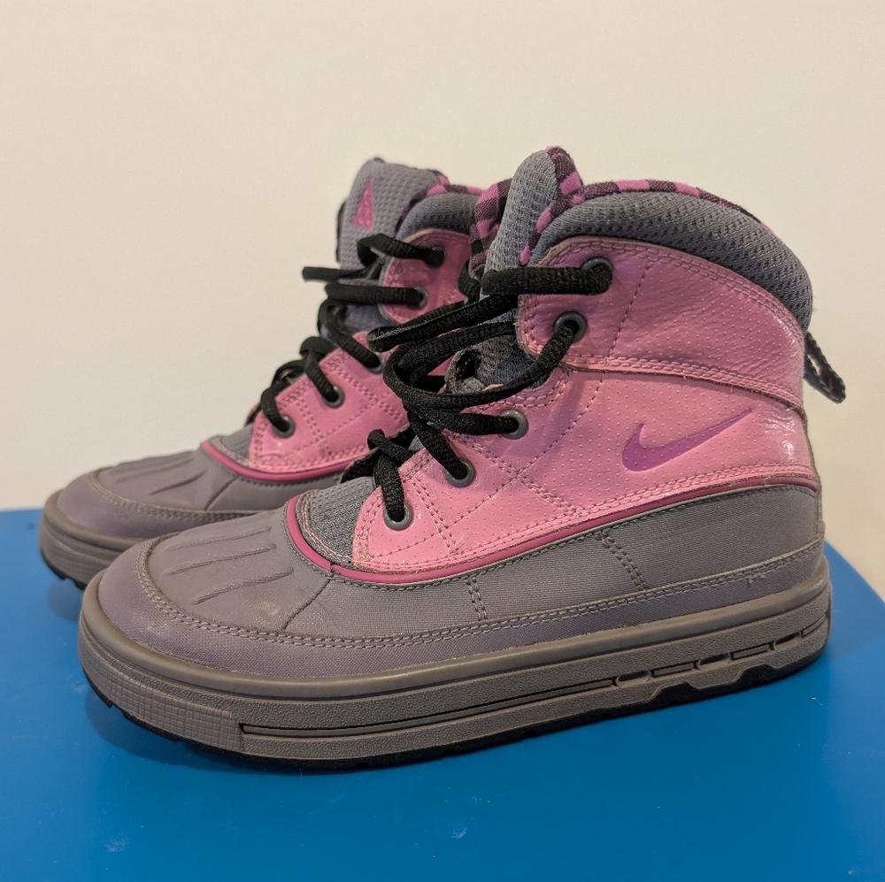 Nike Kids Pink and Gray Boots